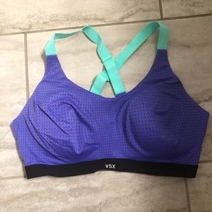 Victoria secrets sports bra